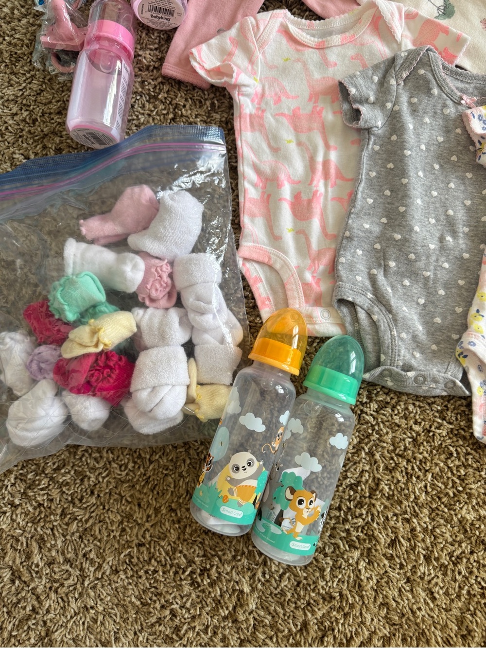Assorted Pink & Neutral Baby One-Piece Bundle - Soft Long & Short Sleeve Styles - Picture 4 of 11
